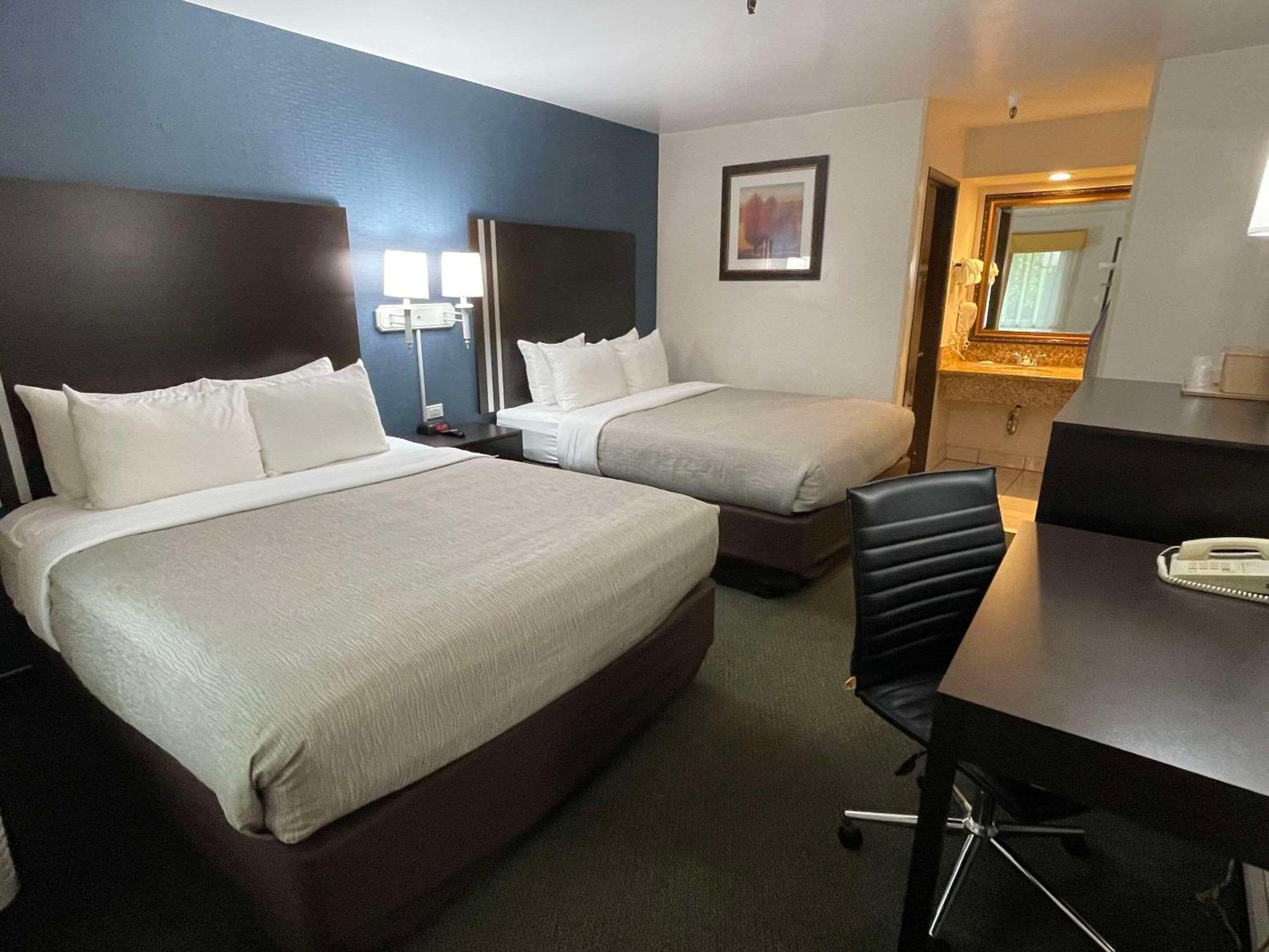 Quality Inn Ontario Airport Convention Center Dış mekan fotoğraf